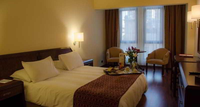 Le Commodore Hotel Bejrut Zewnętrze zdjęcie
