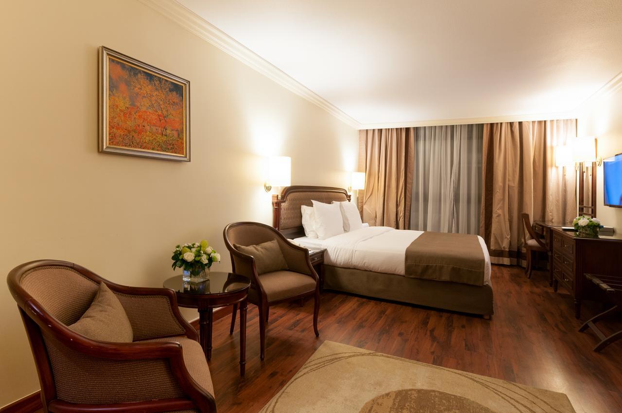 Le Commodore Hotel Bejrut Zewnętrze zdjęcie