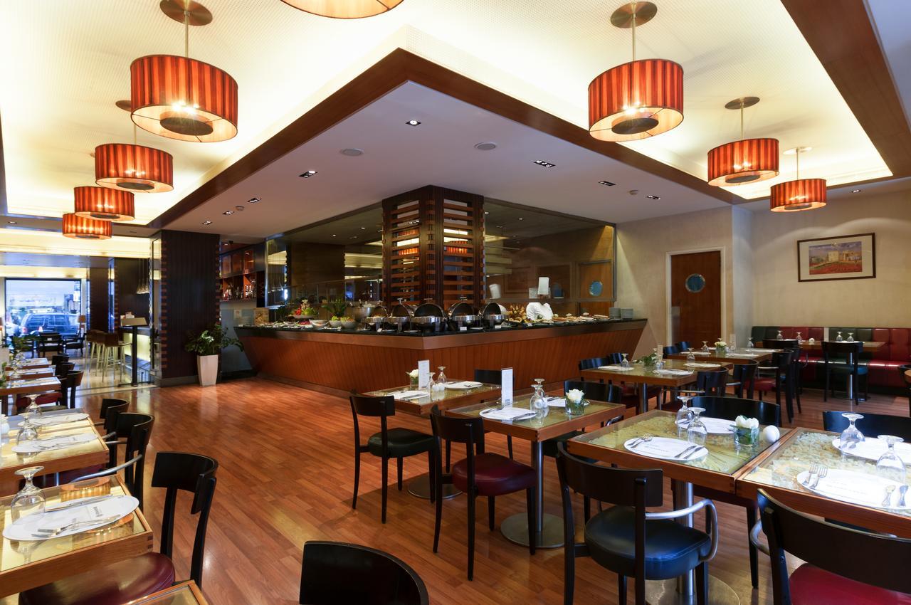 Le Commodore Hotel Bejrut Zewnętrze zdjęcie